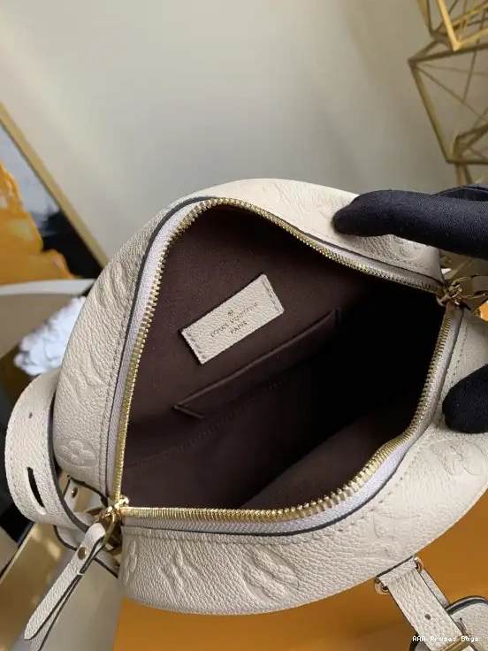 AAA Pruses Bags MM BOITE SOUPLE CHAPEAU VUITTON LOUIS 0620